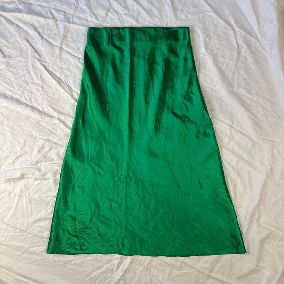 Aritzia babaton green silky green midi skirt size 0 - Picture 4 of 8